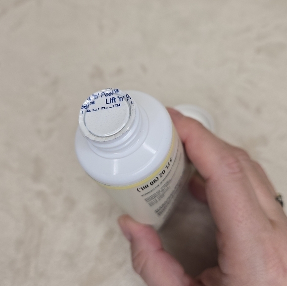 Scalp Scrub Bundle Mielle, Briogeo, Common Care - Picture 8 of 12